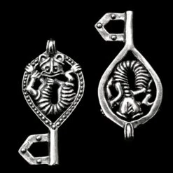 Viking Gripping Bear Key Pendant -The Viking Dragon Shop ad silver gripping beast key pendant front and back