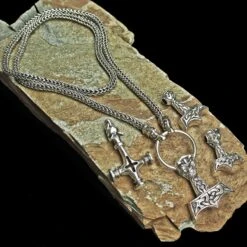 5mm Thick Silver Snake Chain Necklace - Gotland Dragon Heads