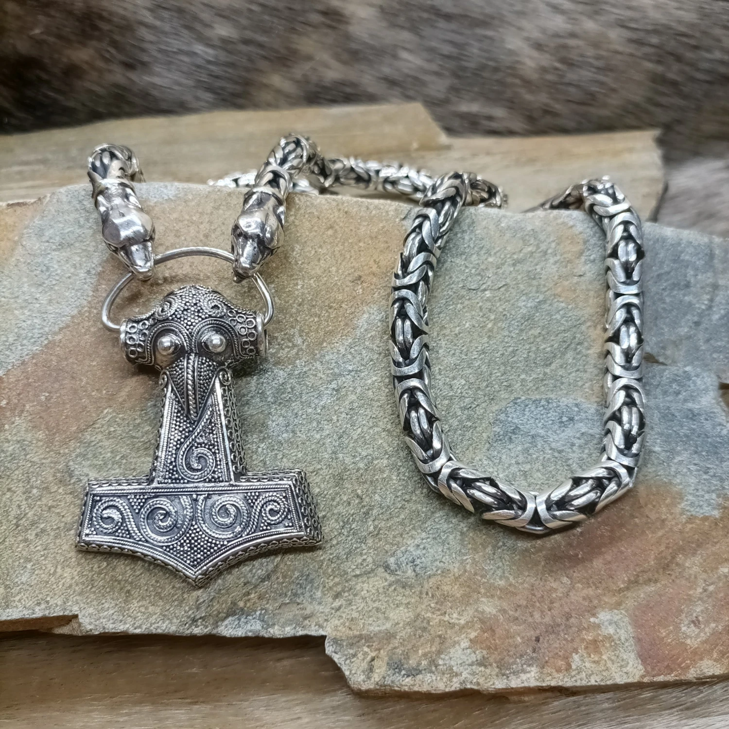8mm Thick Silver King Chain Thors Hammer Necklace - Ferocious Wolf Heads 1 8mm Thick Silver King Chain Thors Hammer Necklace - Ferocious Wolf Heads