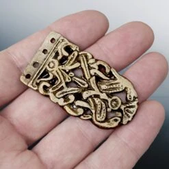 The Viking Dragon Shop -The Viking Dragon Shop pc bronze saxon winchester strap end with bird design on hand