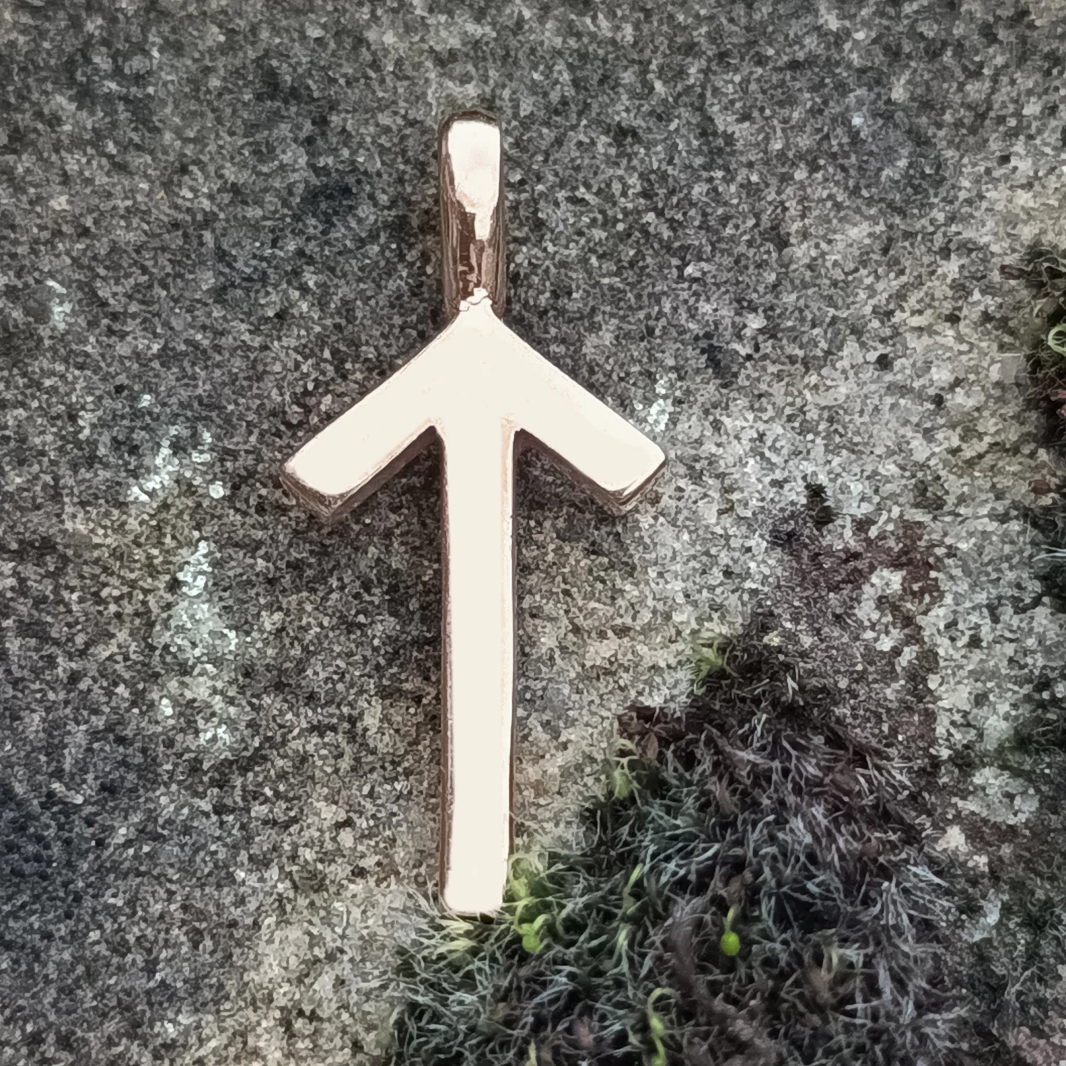 Bronze Elder Futhark Rune Pendant 20 Bronze Elder Futhark Rune Pendant - Image 20