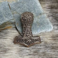 Bronze Replica Thors Hammer Pendant From Öland -The Viking Dragon Shop sn bronze ooland thors hammer front view