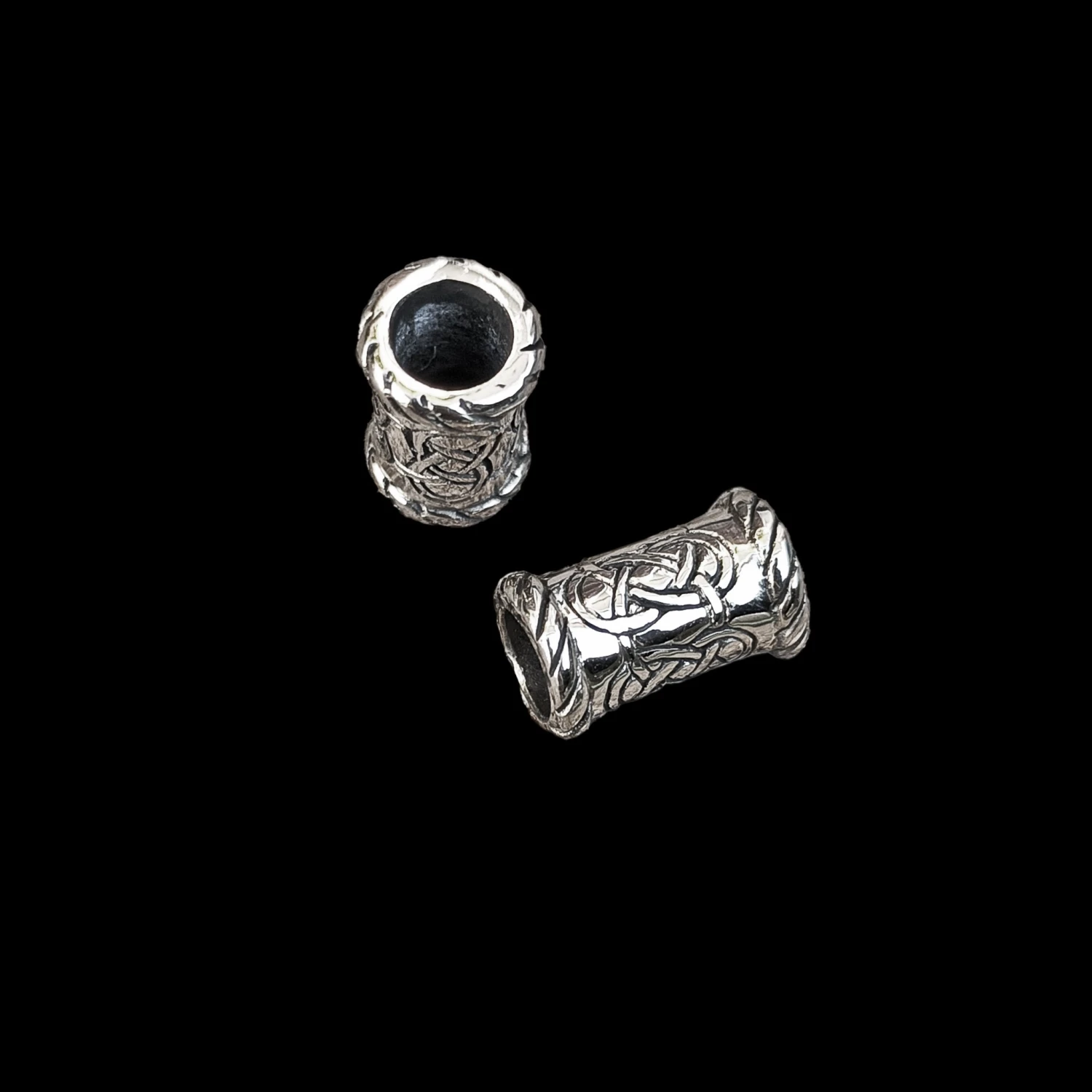 Small Knotwork Viking Beard Ring 4 Small Knotwork Viking Beard Ring - Image 4